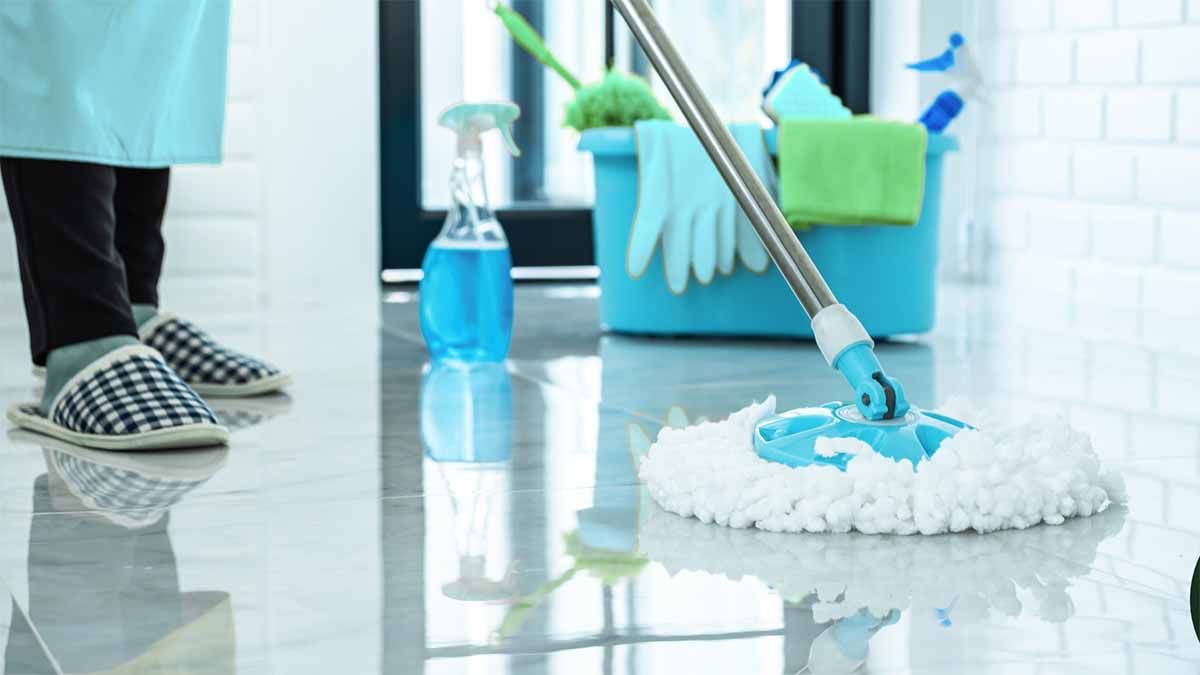 Curățenie spații comerciale